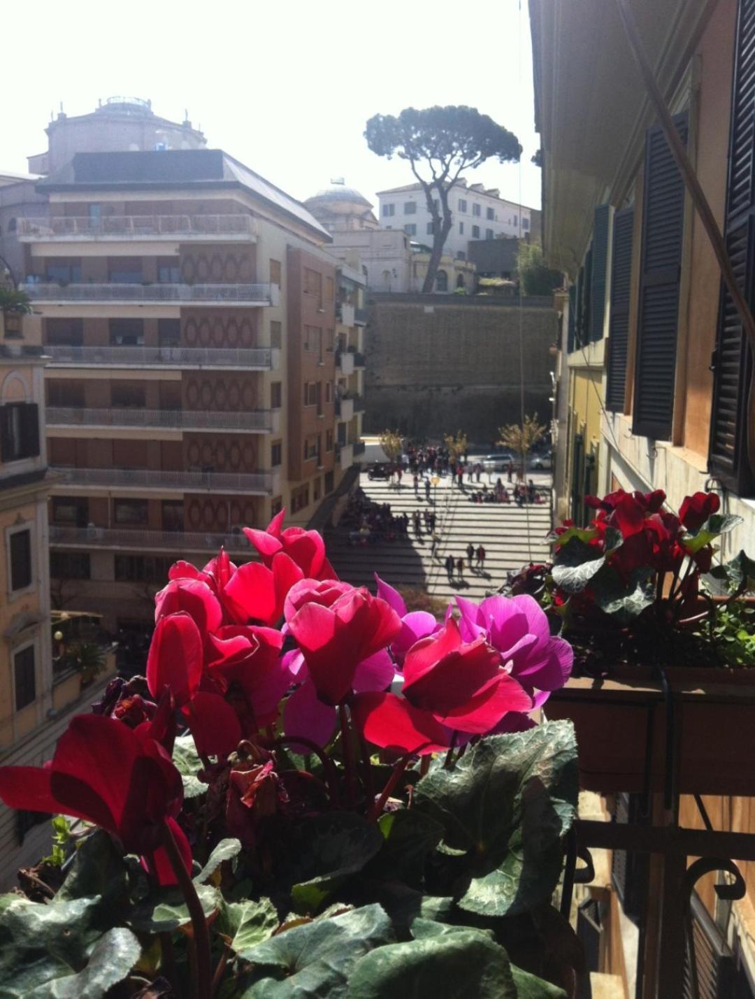 רומא Vatican Stairs Apartment מראה חיצוני תמונה